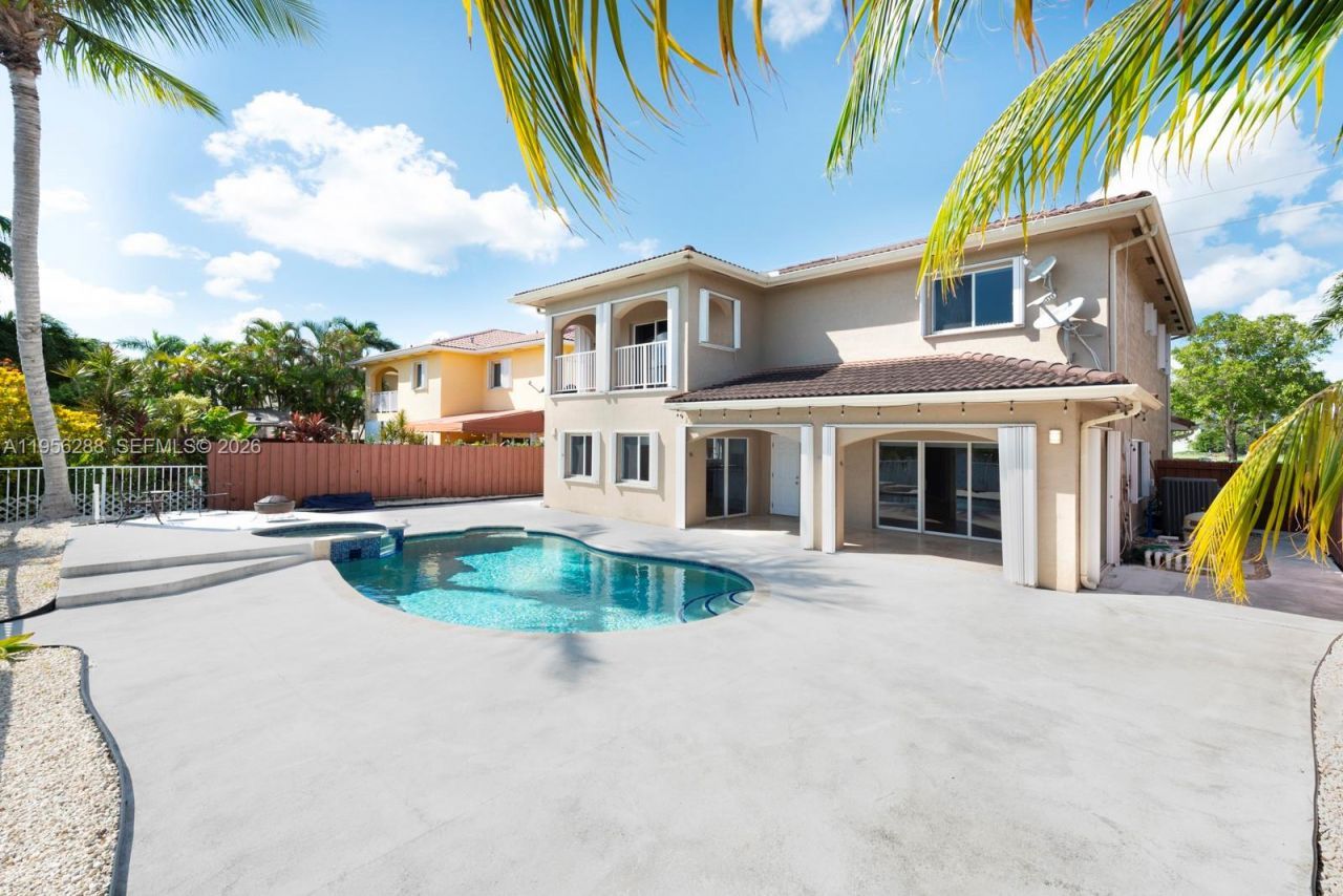 13116 SW 136th Ter, Miami, FL 33186 Photo