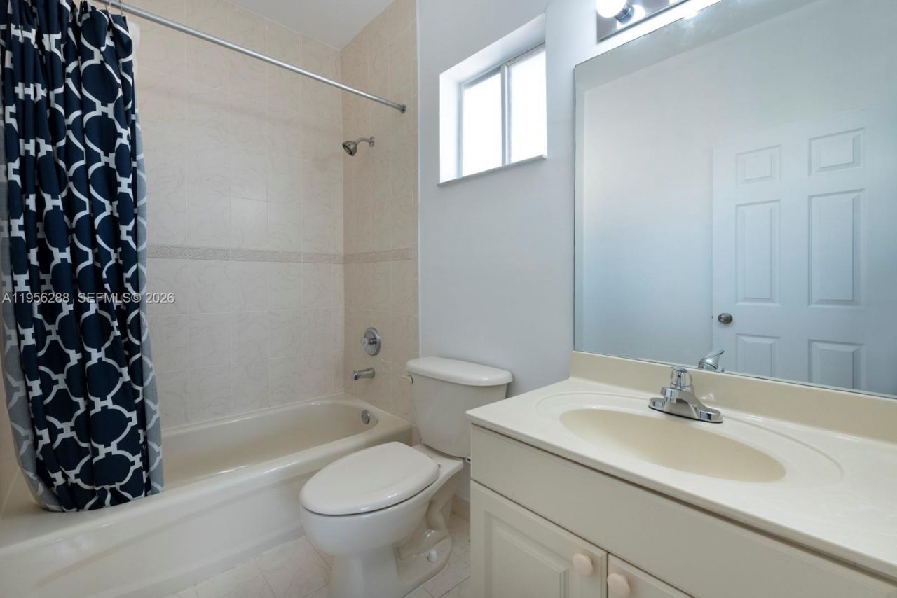 13116 SW 136th Ter, Miami, FL 33186 Photo