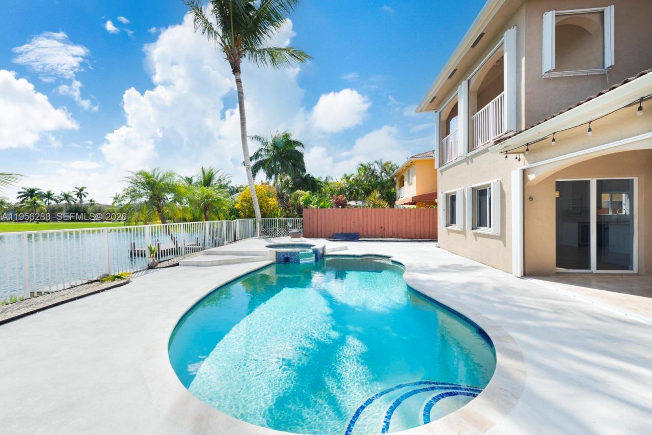 13116 SW 136th Ter, Miami, FL 33186 Photo