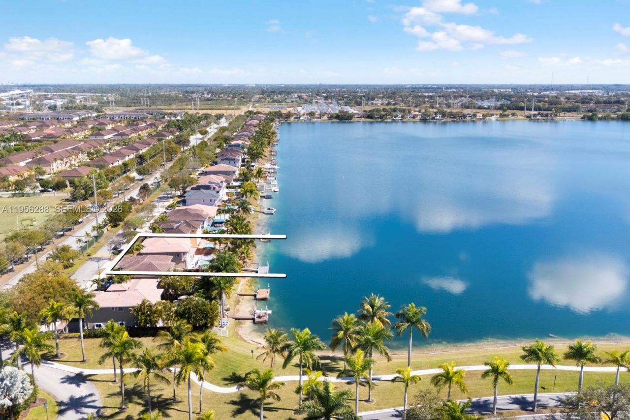 13116 SW 136th Ter, Miami, FL 33186 Photo