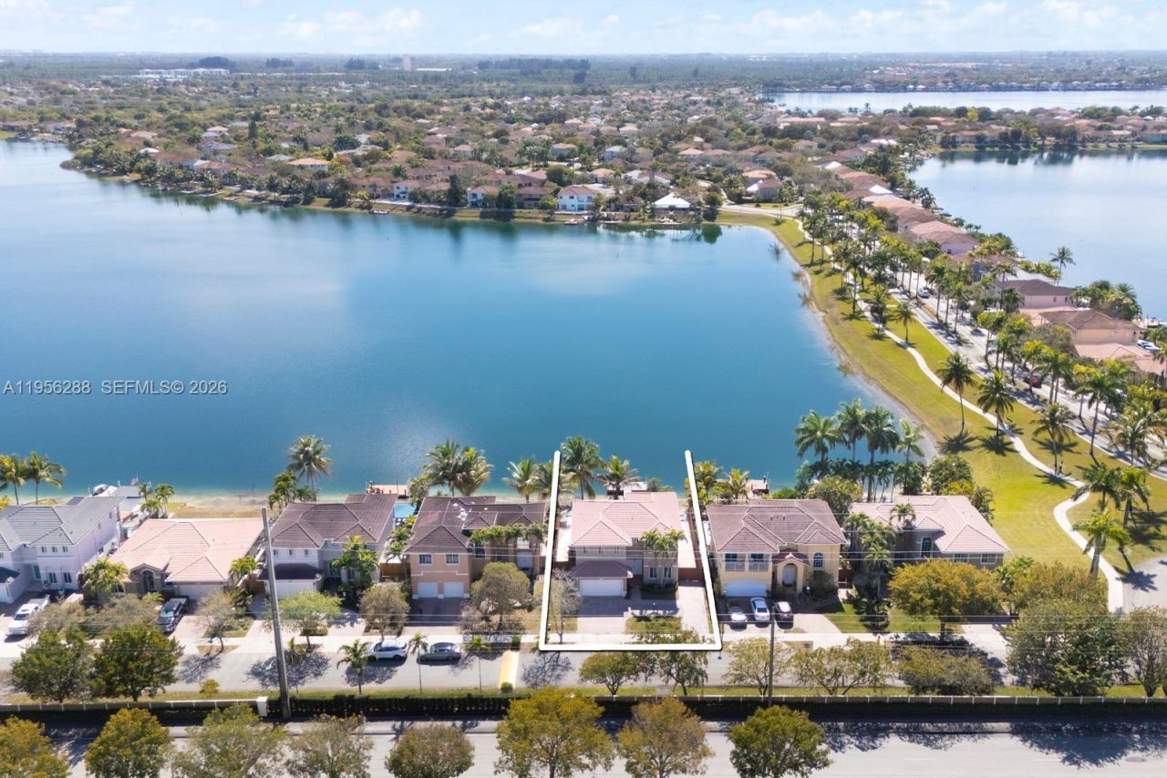 13116 SW 136th Ter, Miami, FL 33186 Photo