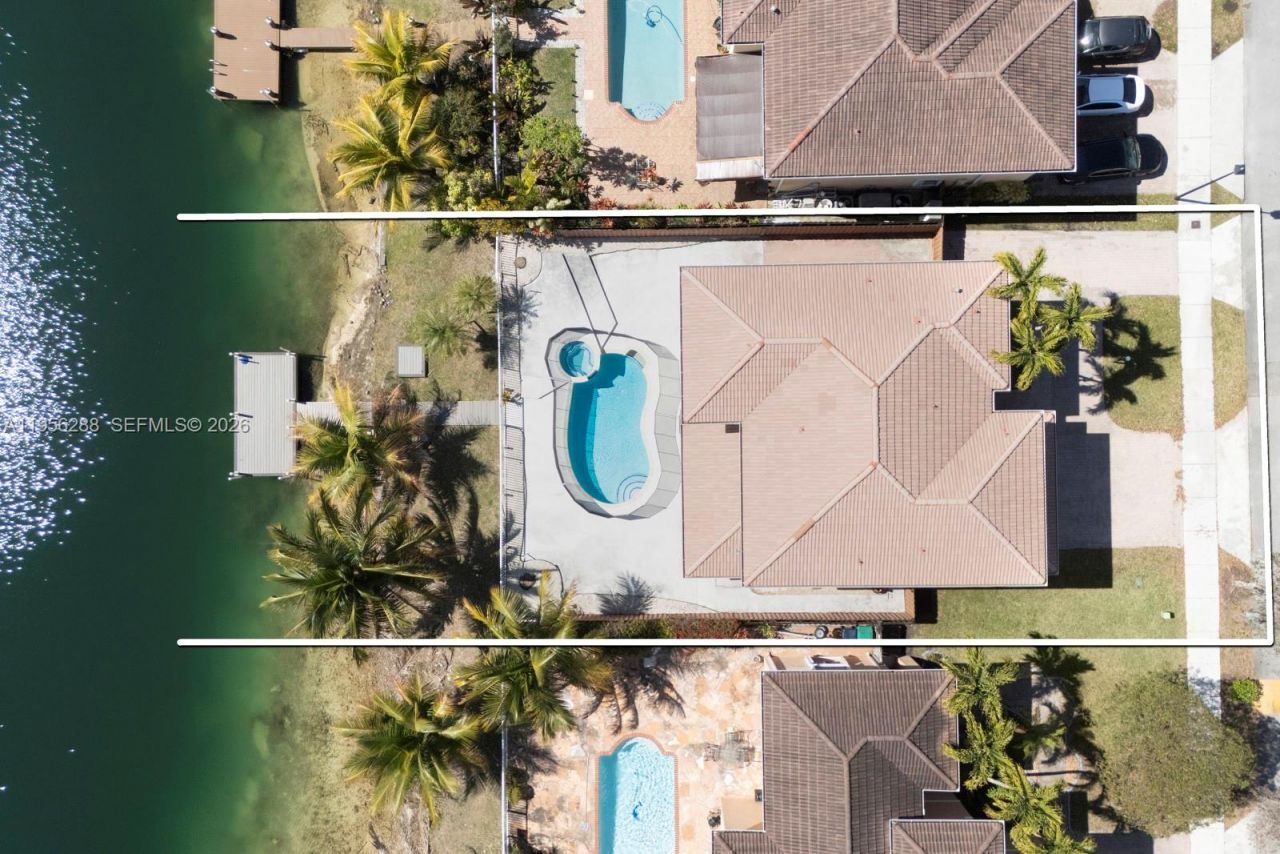 13116 SW 136th Ter, Miami, FL 33186 Photo