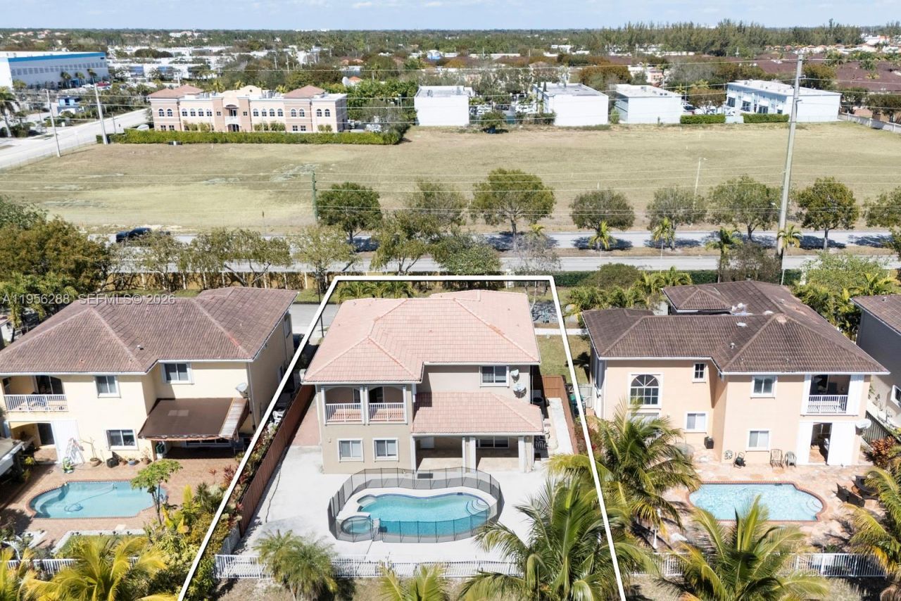 13116 SW 136th Ter, Miami, FL 33186 Photo