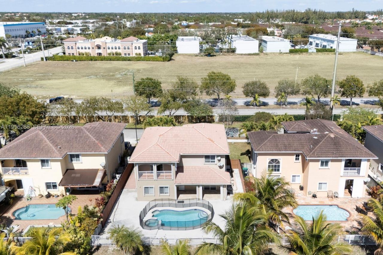 13116 SW 136th Ter, Miami, FL 33186 Photo