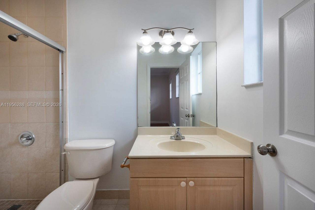 13116 SW 136th Ter, Miami, FL 33186 Photo