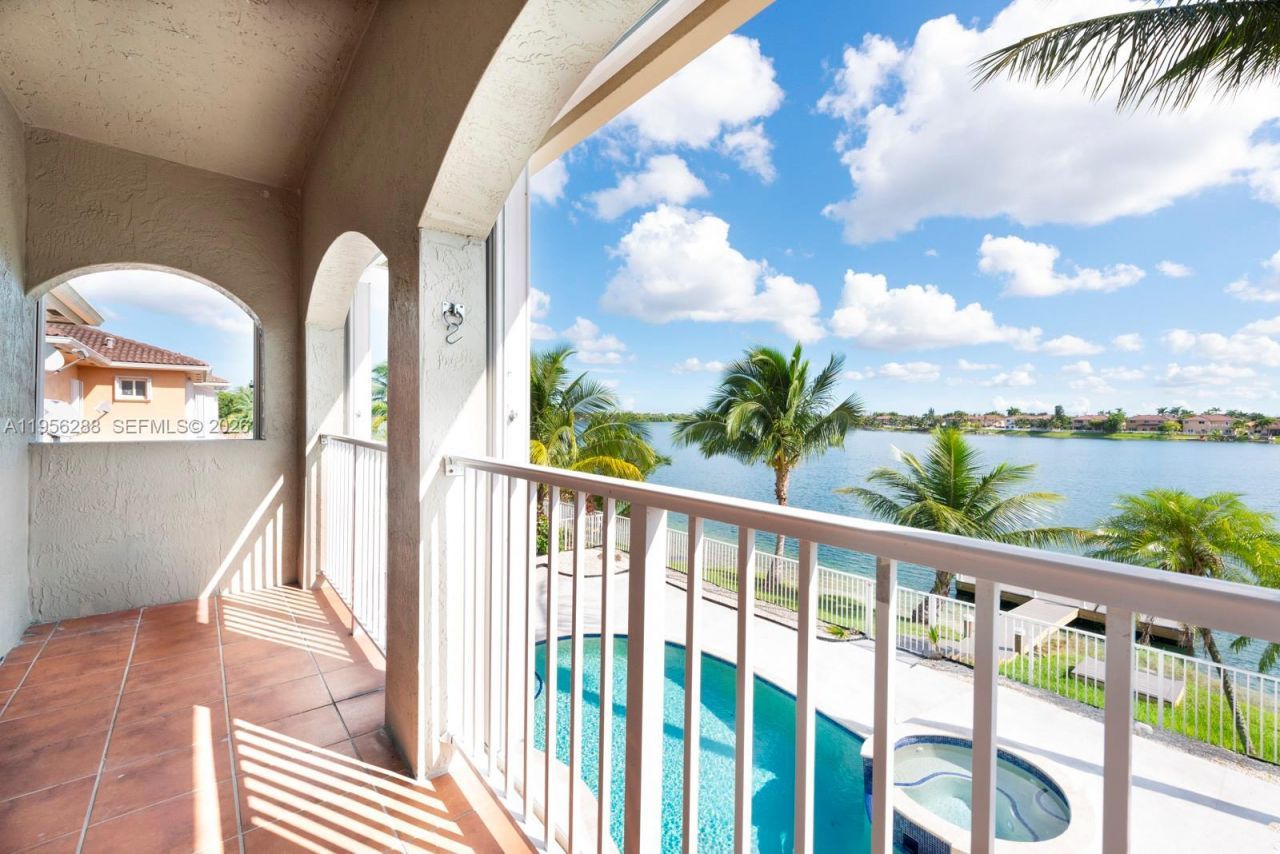 13116 SW 136th Ter, Miami, FL 33186 Photo