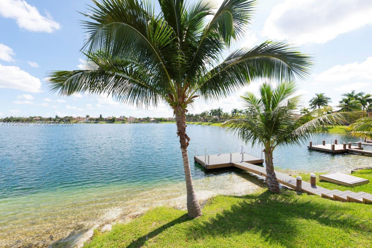 13116 SW 136th Ter, Miami, FL 33186 Photo