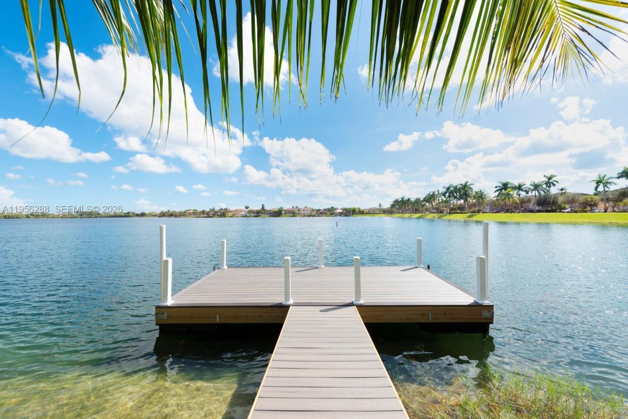 13116 SW 136th Ter, Miami, FL 33186 Photo