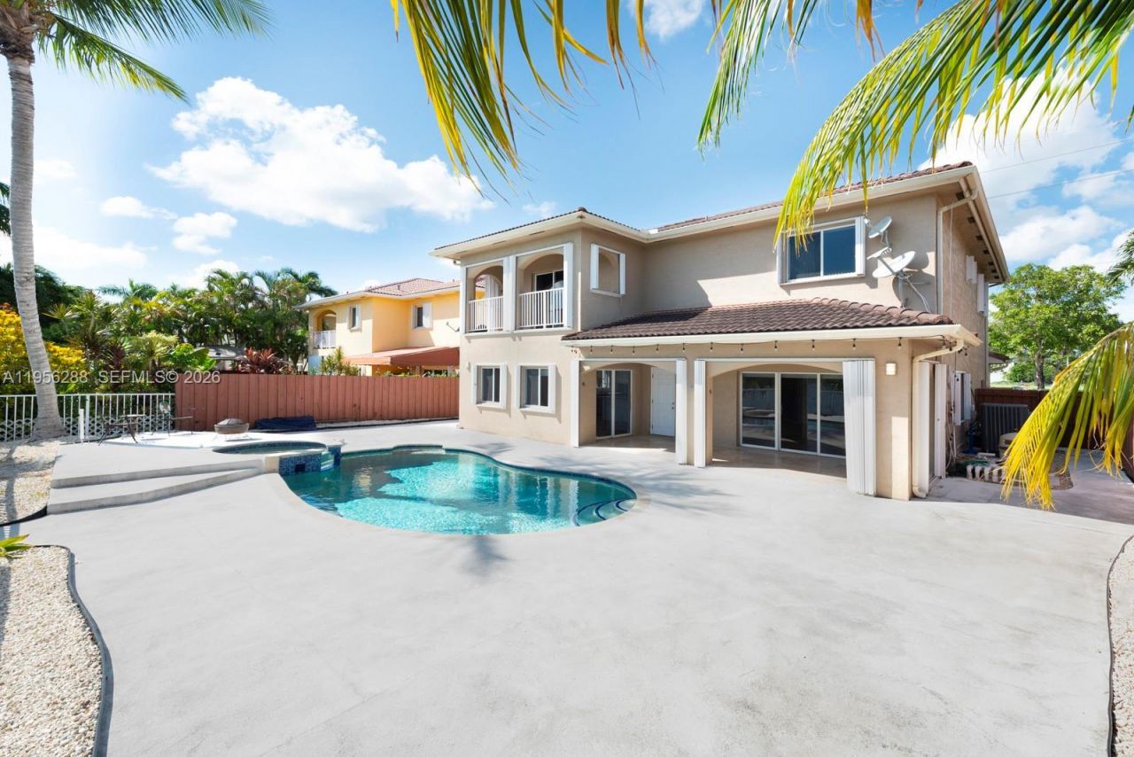 13116 SW 136th Ter, Miami, FL 33186 Photo