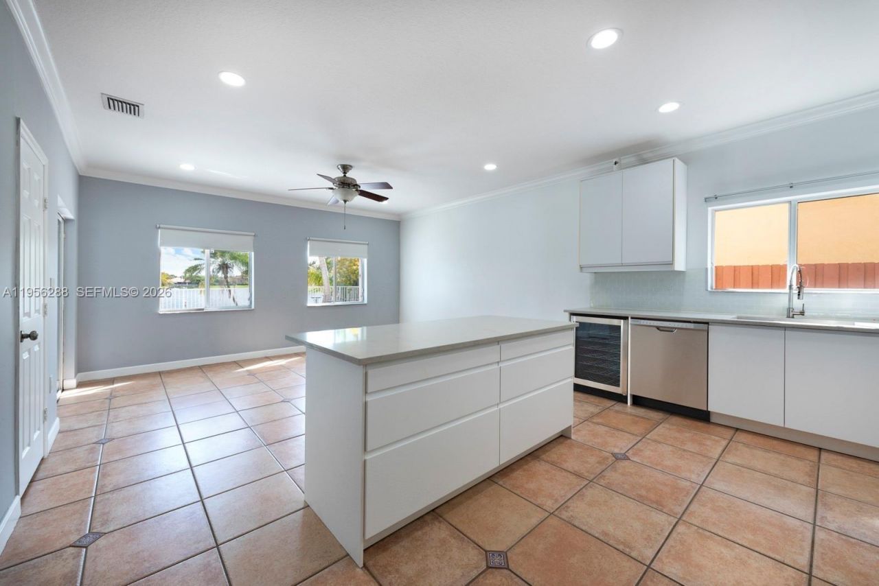 13116 SW 136th Ter, Miami, FL 33186 Photo