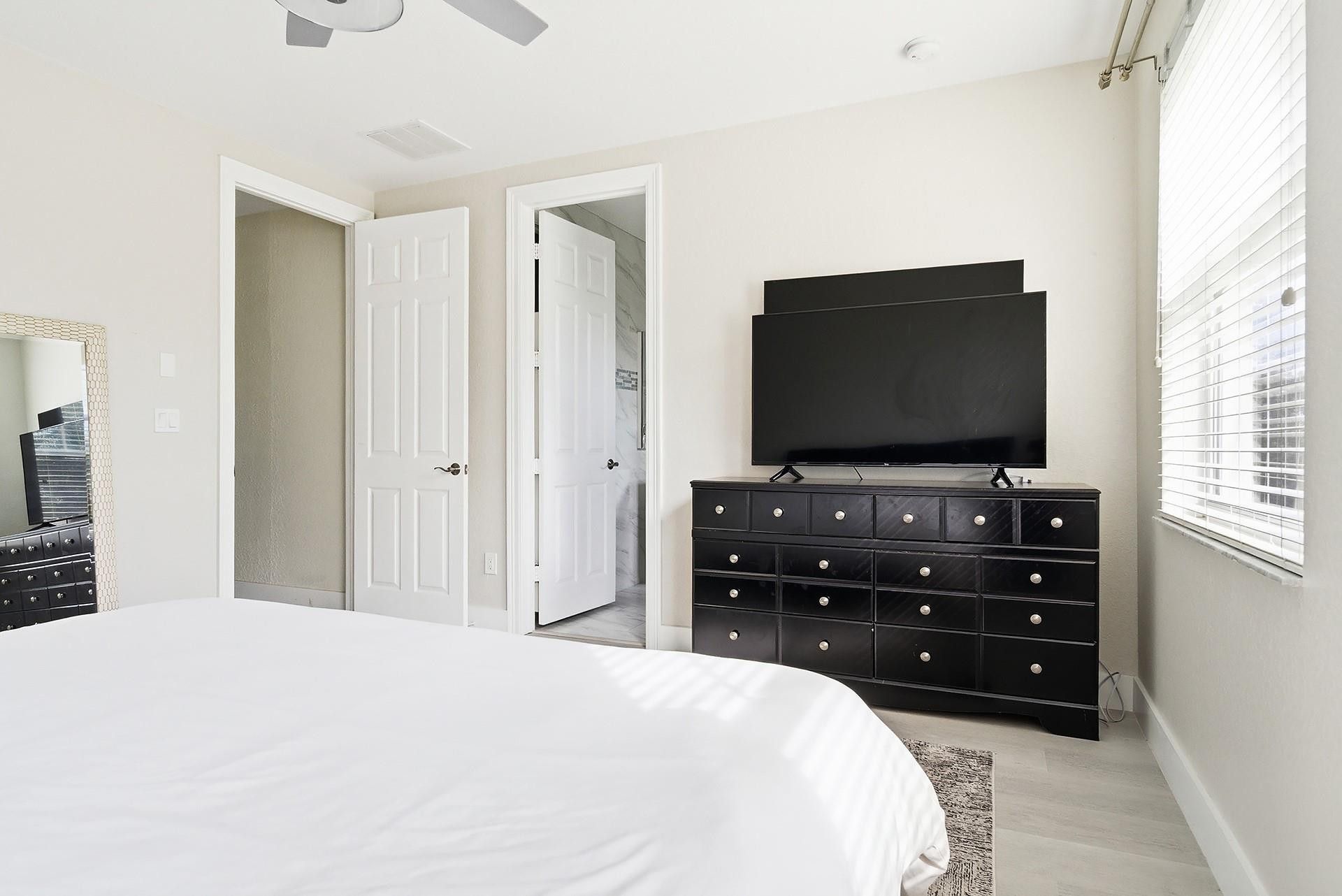 750 Millbrae Ct, Unit 4, West Palm Beach, FL 33401 Photo