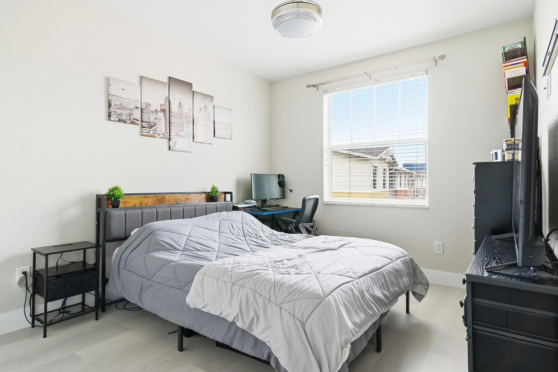 750 Millbrae Ct, Unit 4, West Palm Beach, FL 33401 Photo