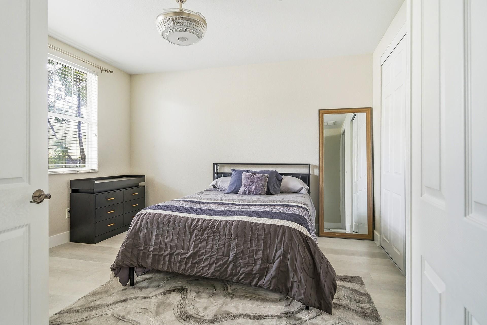 750 Millbrae Ct, Unit 4, West Palm Beach, FL 33401 Photo