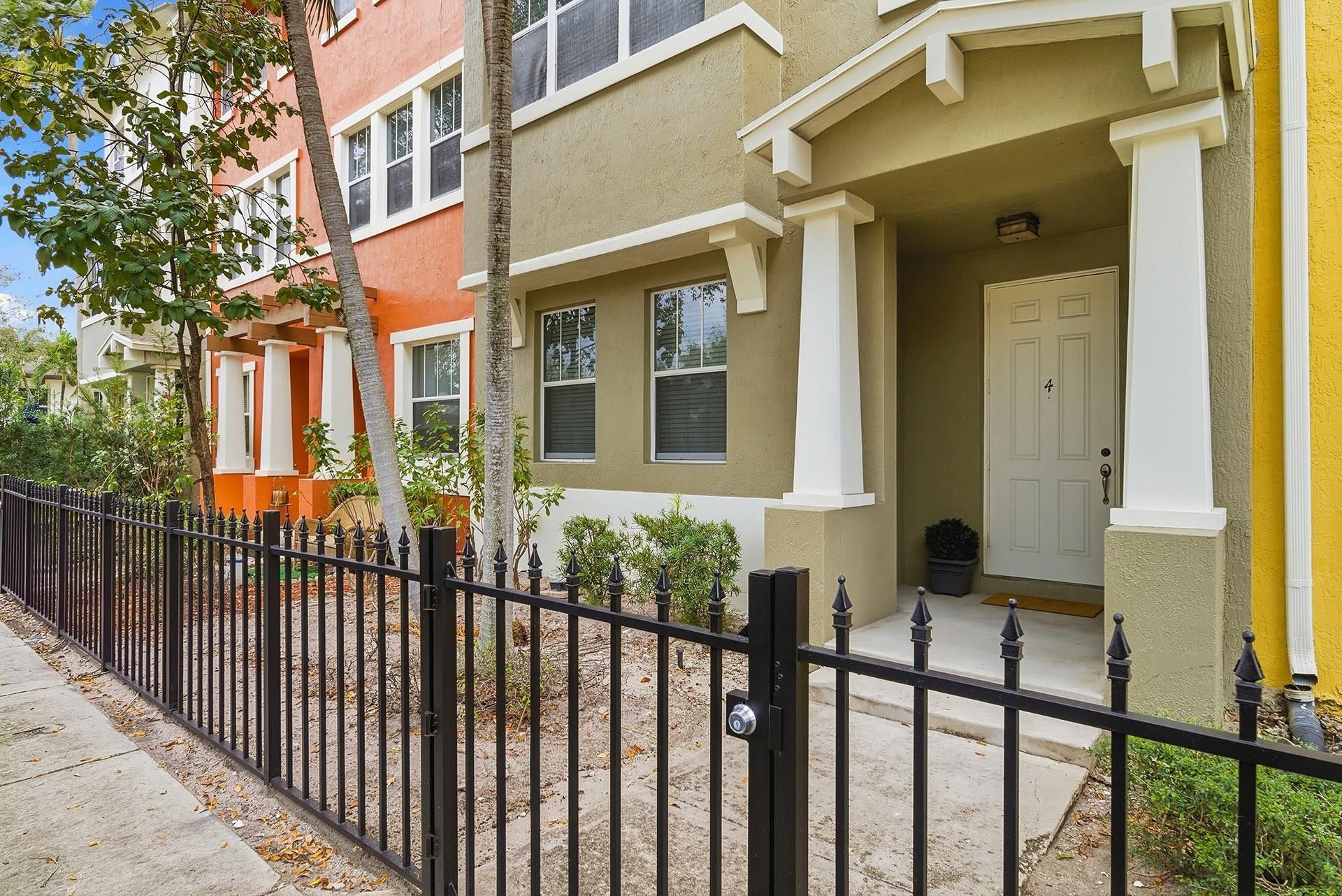 750 Millbrae Ct, Unit 4, West Palm Beach, FL 33401 Photo