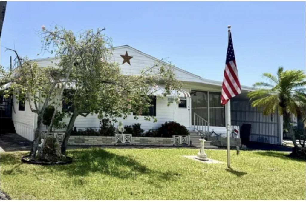 8948 W Shady Lane, Boynton Beach, FL 33436 Main Photo