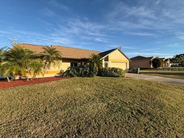 5 SE 20TH PLACE, CAPE CORAL, FL 33990