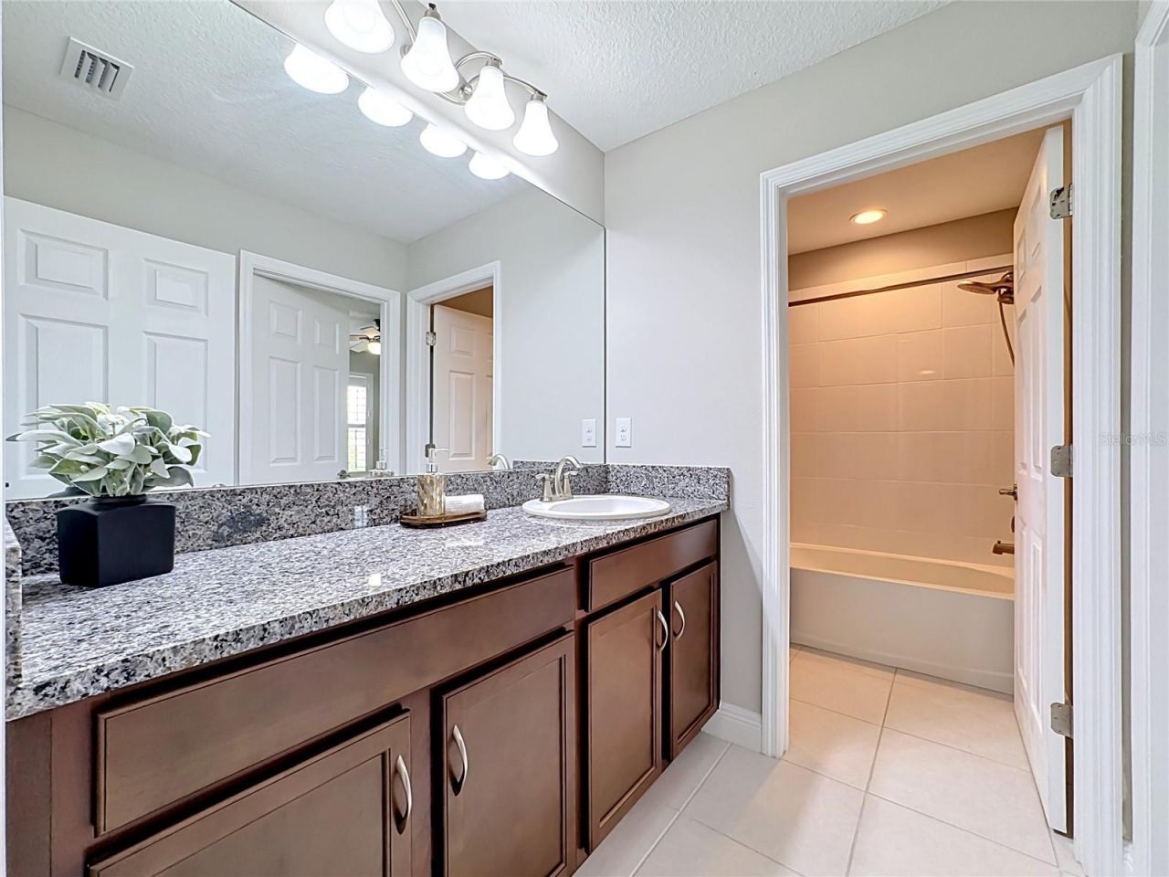 13231 Wildflower Meadow Drive, Riverview, FL 33579 Photo