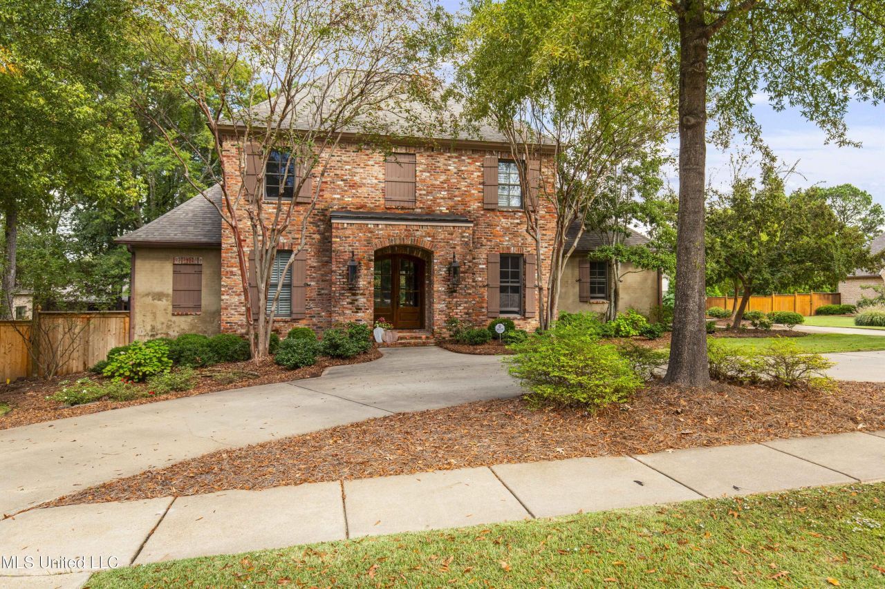 106 Fenwick Circle, Madison, MS 39110 Main Photo