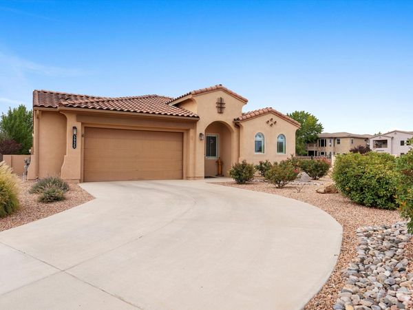 5935 Vista Manzano Court NE, Rio Rancho, NM 87144