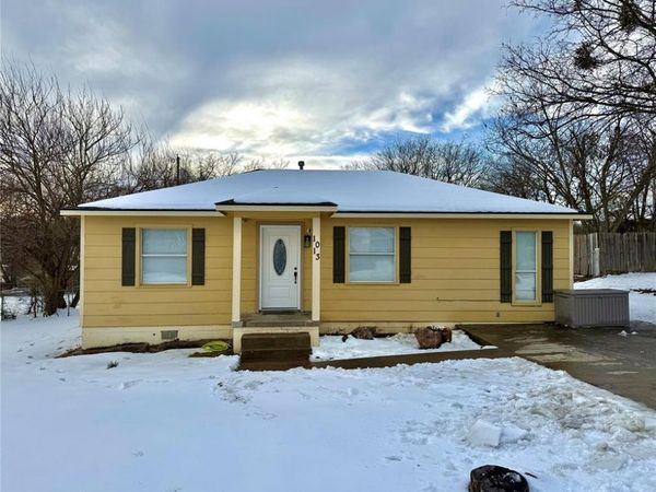 1013 Hillside, Ada, OK 74820