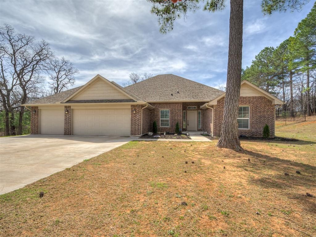 19210 Hidden Pines Drive, Norman, OK 73026 Main Photo