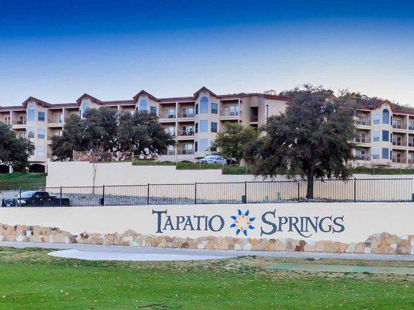 20 Tapatio Dr E, Unit 305, Boerne, TX 78006