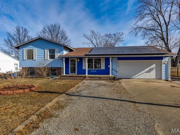 1512 N Harrison Street, Litchfield, IL 62056