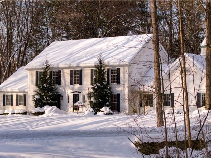 7431 River Oaks Trail, Gates Mills, OH 44040 Photo 1