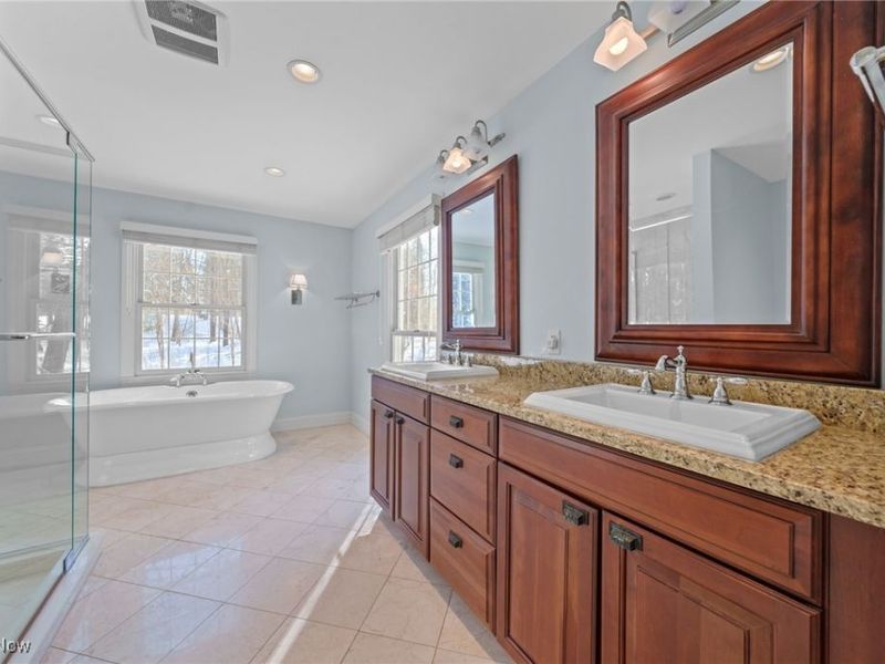 7431 River Oaks Trail, Gates Mills, OH 44040 Photo 23