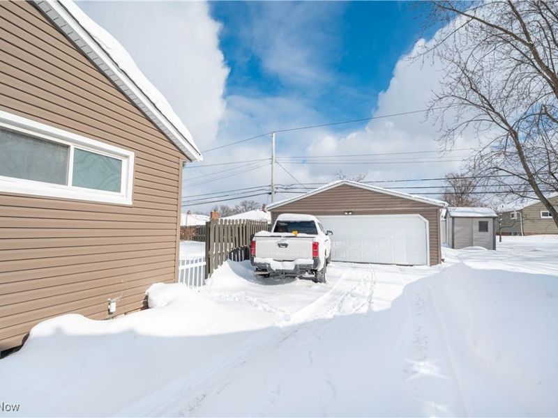 1709 Roselawn Road, Mayfield Heights, OH 44124 Photo 33