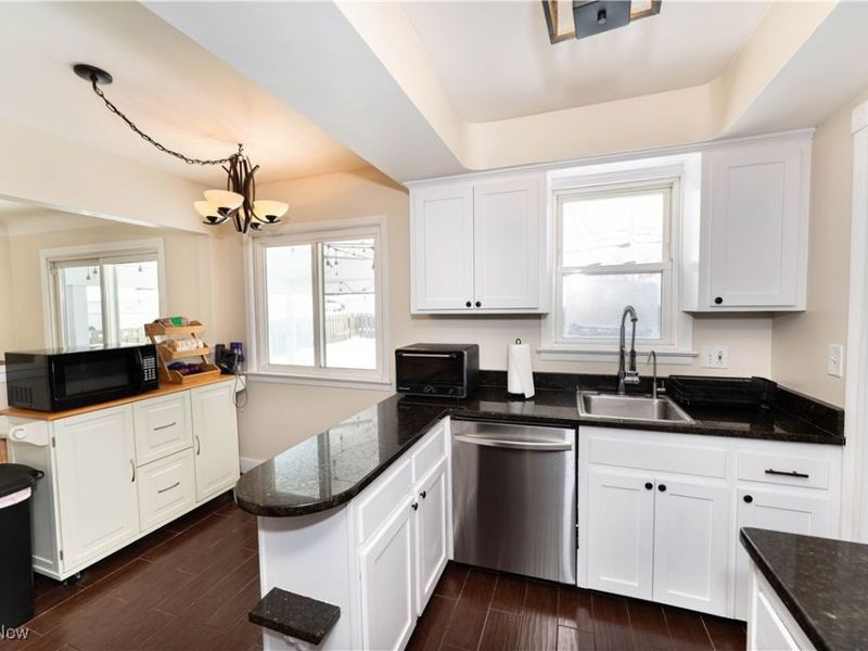 1709 Roselawn Road, Mayfield Heights, OH 44124 Photo 8