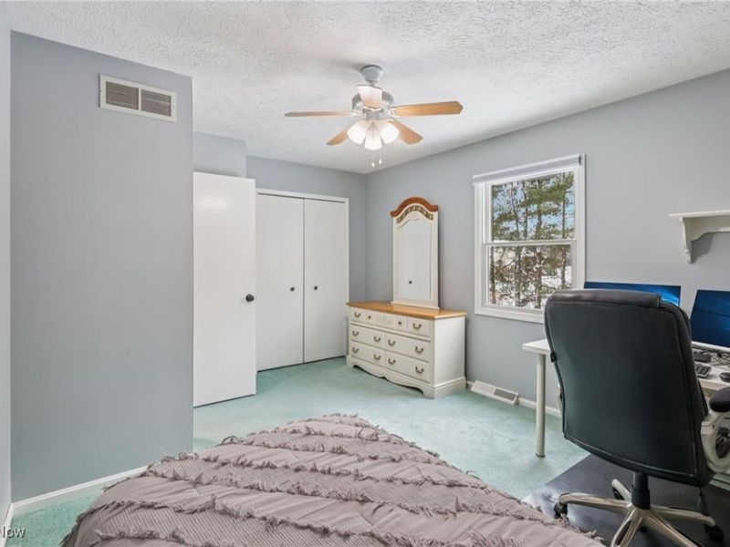 396 Creekside Drive, Avon Lake, OH 44012 Photo 28