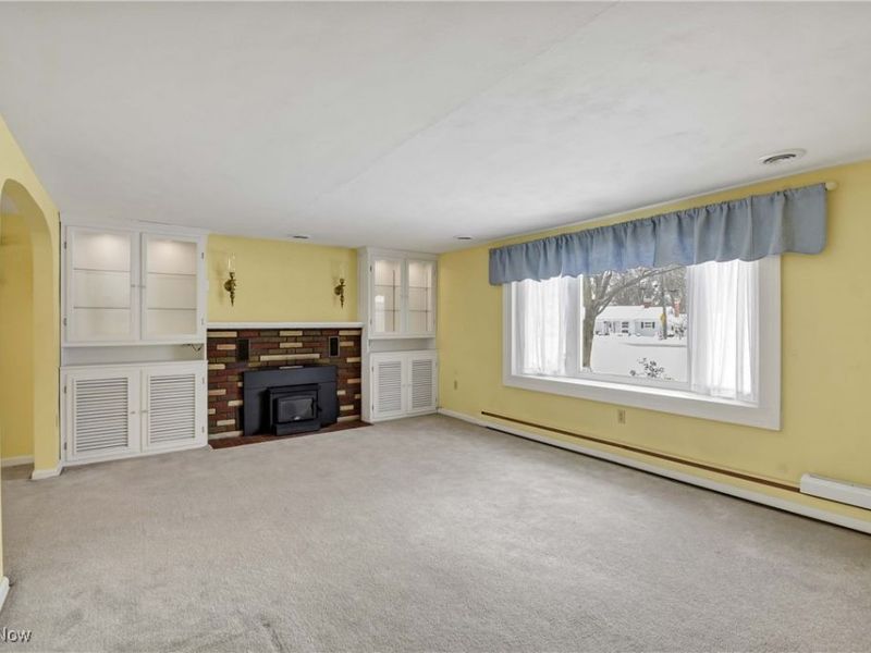 9583 E River Road, Elyria, OH 44035 Photo 4