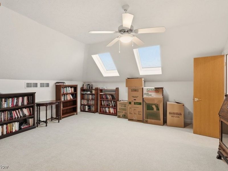 7982 Achill Court, Sagamore Hills, OH 44067 Photo 29