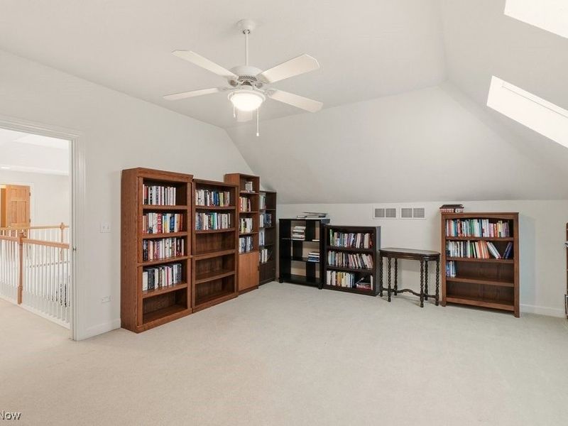 7982 Achill Court, Sagamore Hills, OH 44067 Photo 30