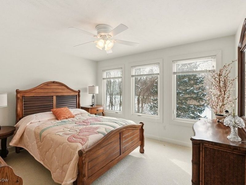 7982 Achill Court, Sagamore Hills, OH 44067 Photo 31