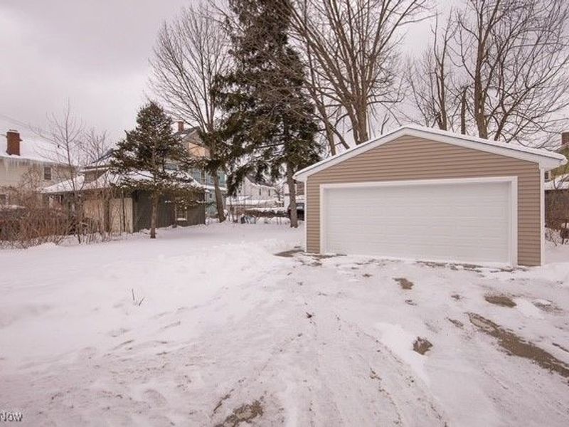 3118 Mapledale Avenue, Cleveland, OH 44109 Photo 4