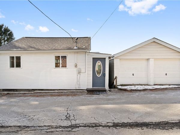 733 Peach, Glassport, PA 15045