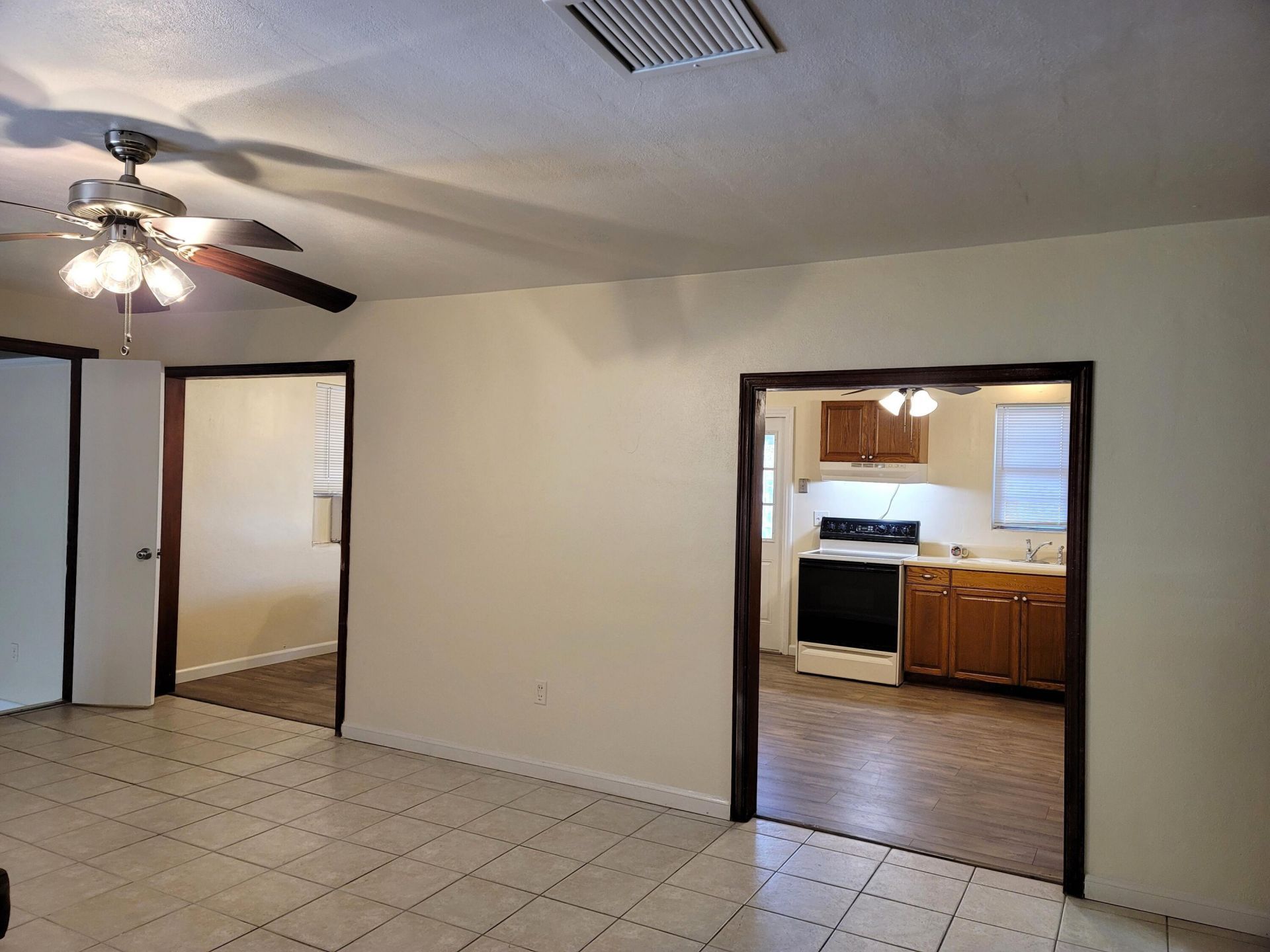 4362 W Midway Road, Fort Pierce, FL 34981 Photo