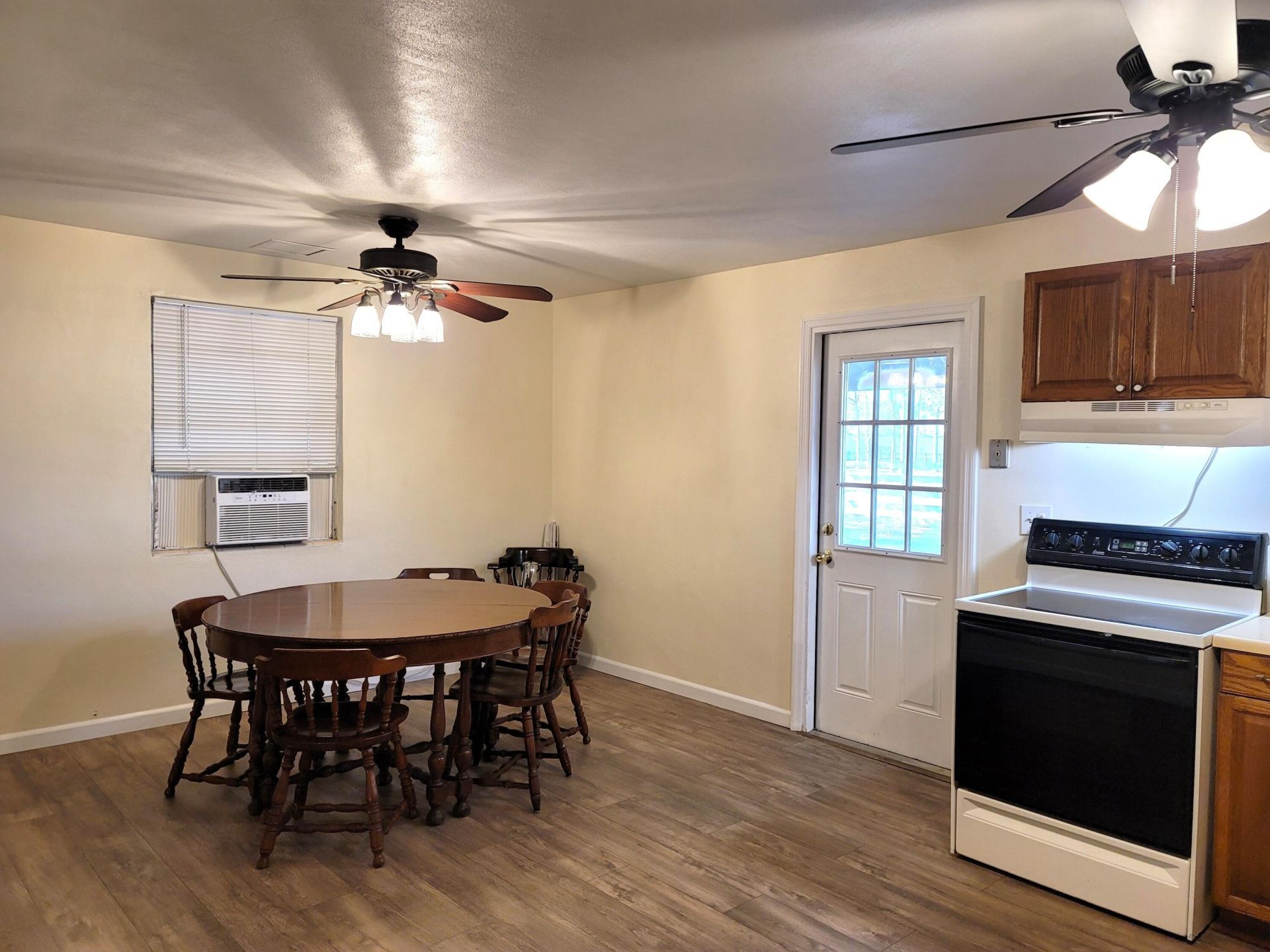 4362 W Midway Road, Fort Pierce, FL 34981 Photo
