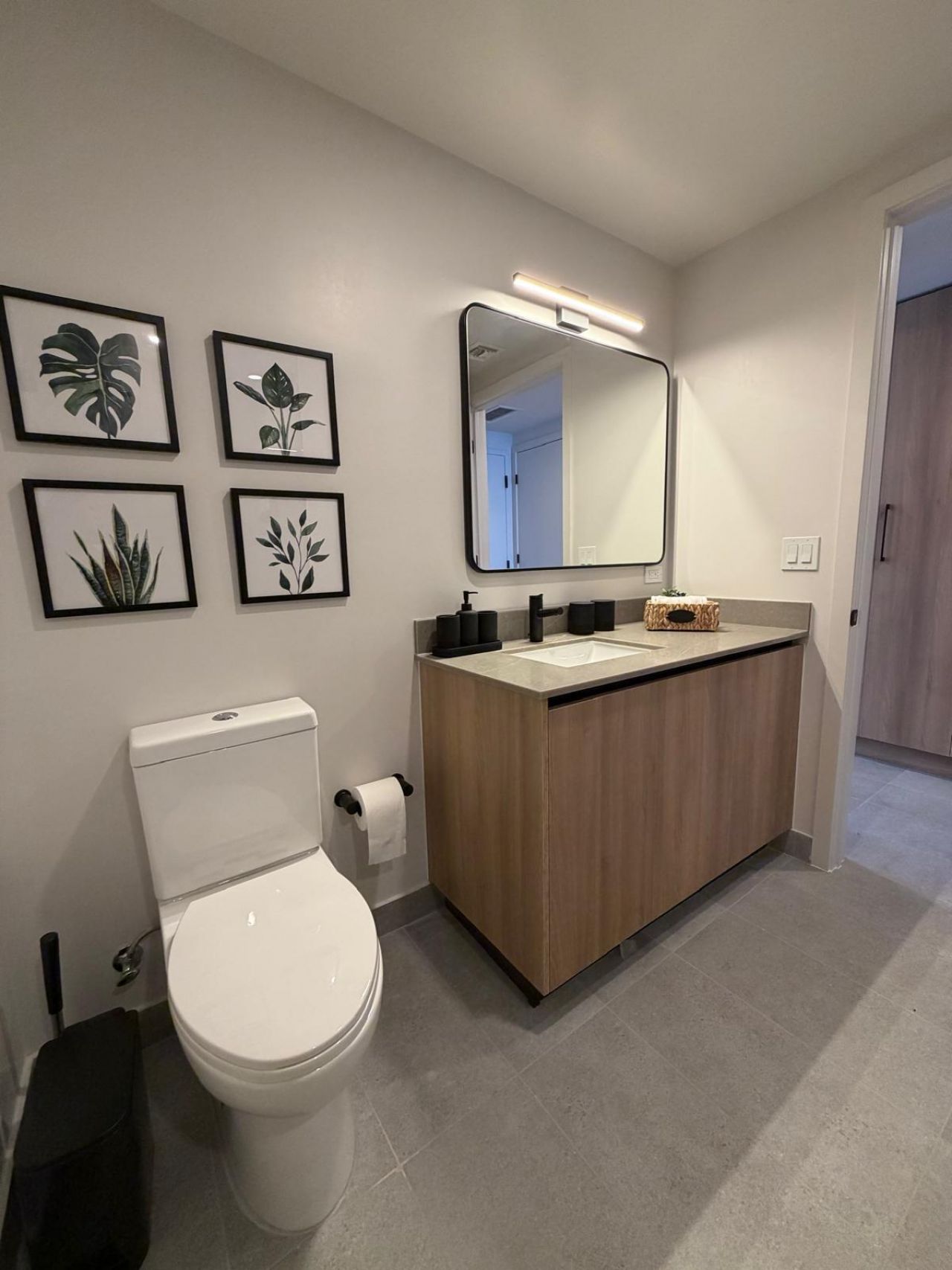 121 NE 5th Street, Unit 2309, Miami, FL 33132 Photo