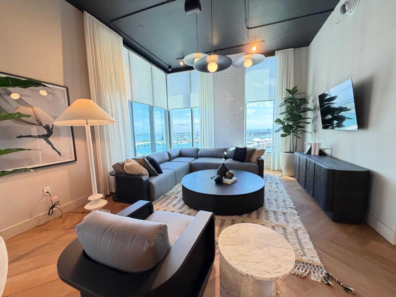 121 NE 5th Street, Unit 2309, Miami, FL 33132 Photo