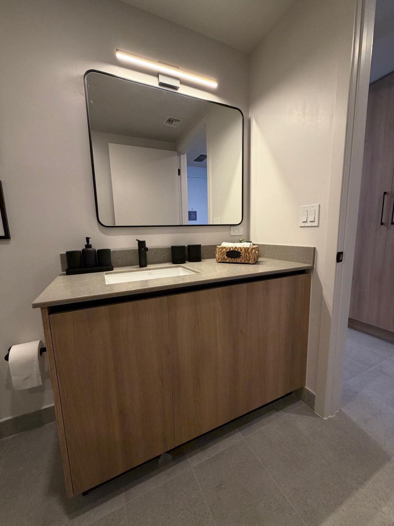 121 NE 5th Street, Unit 2309, Miami, FL 33132 Photo