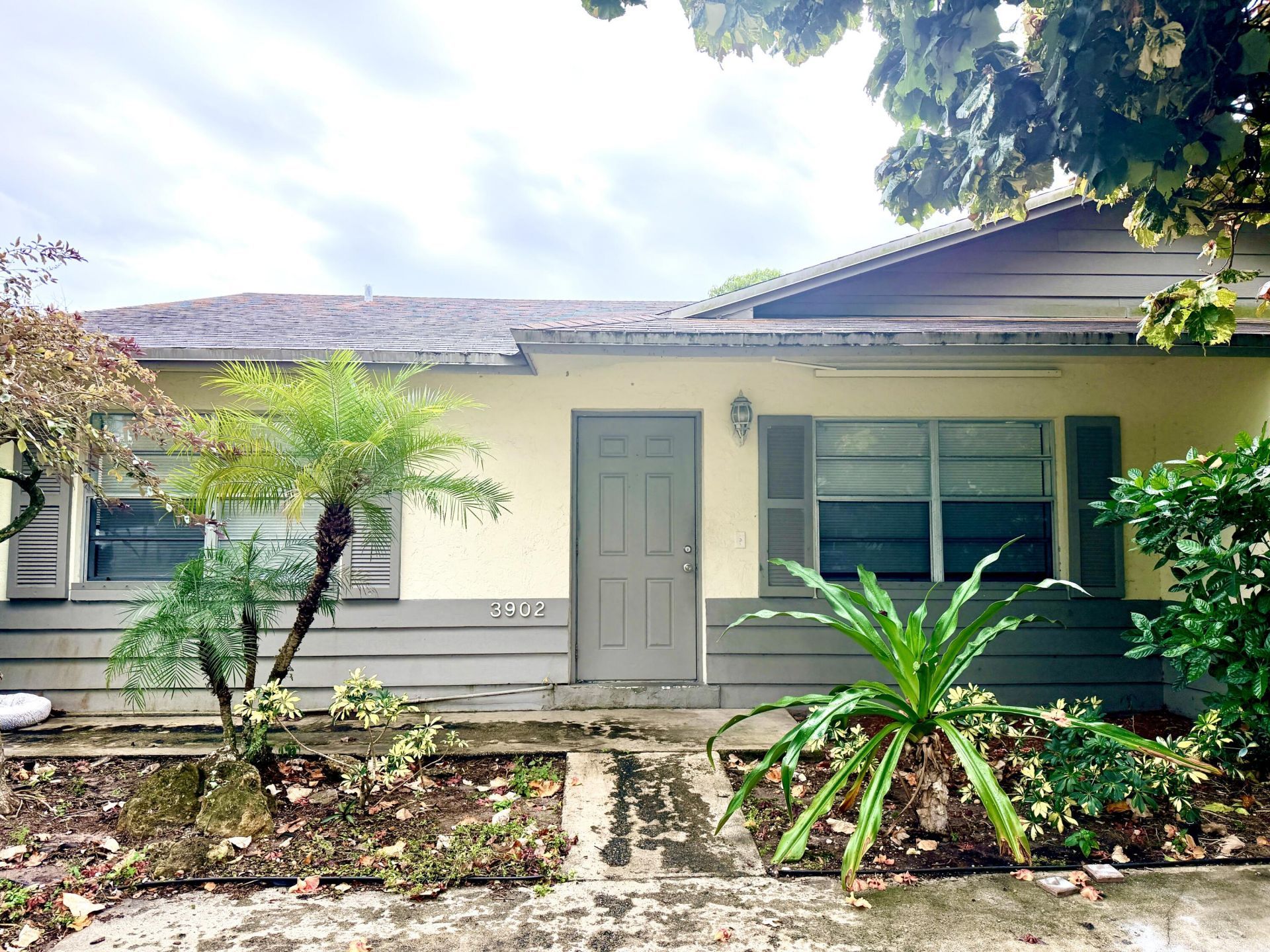 3902 Chapel Street, West Palm Beach, FL 33403 Main Photo