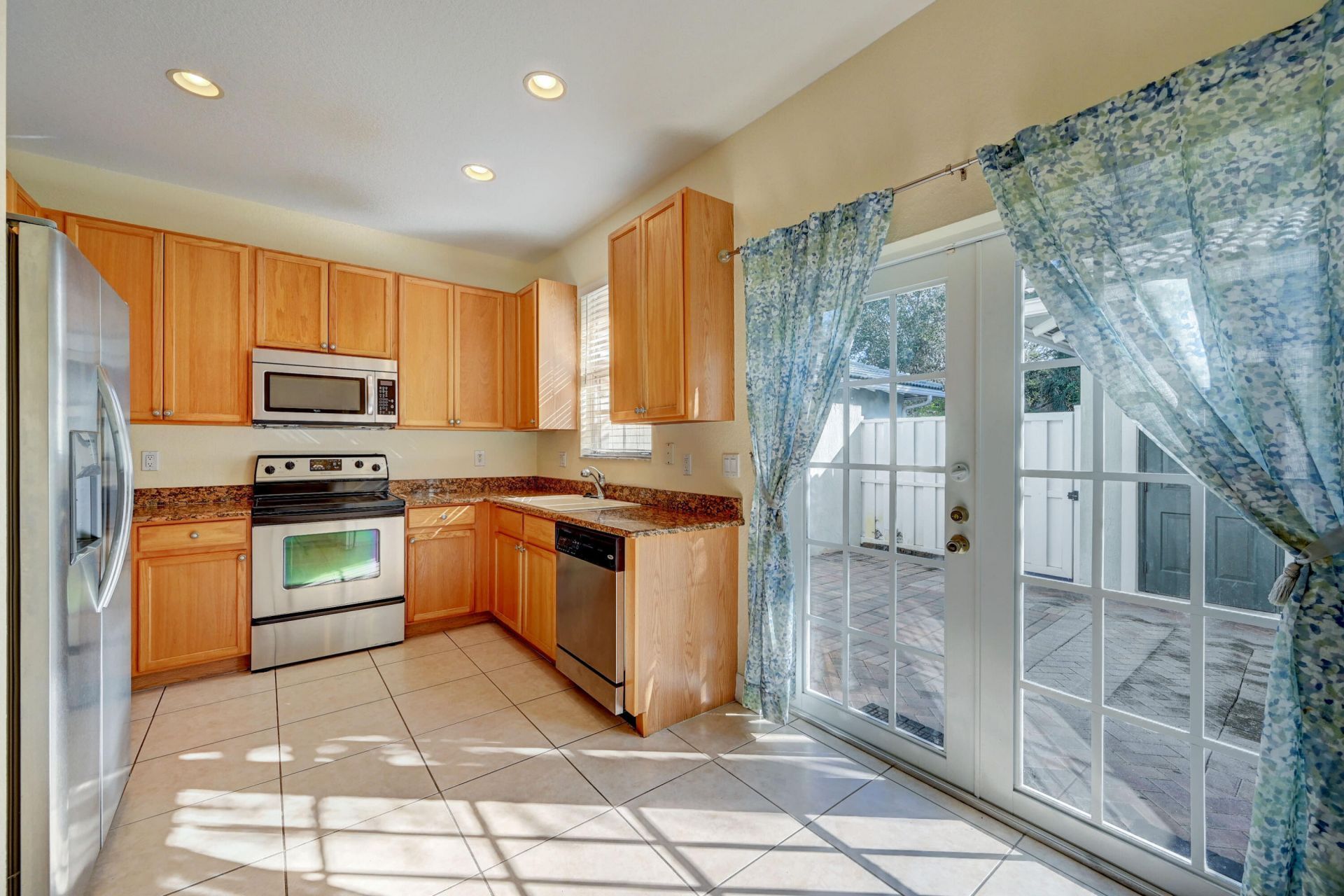 1092 NW 18th Avenue, Boca Raton, FL 33486 Photo