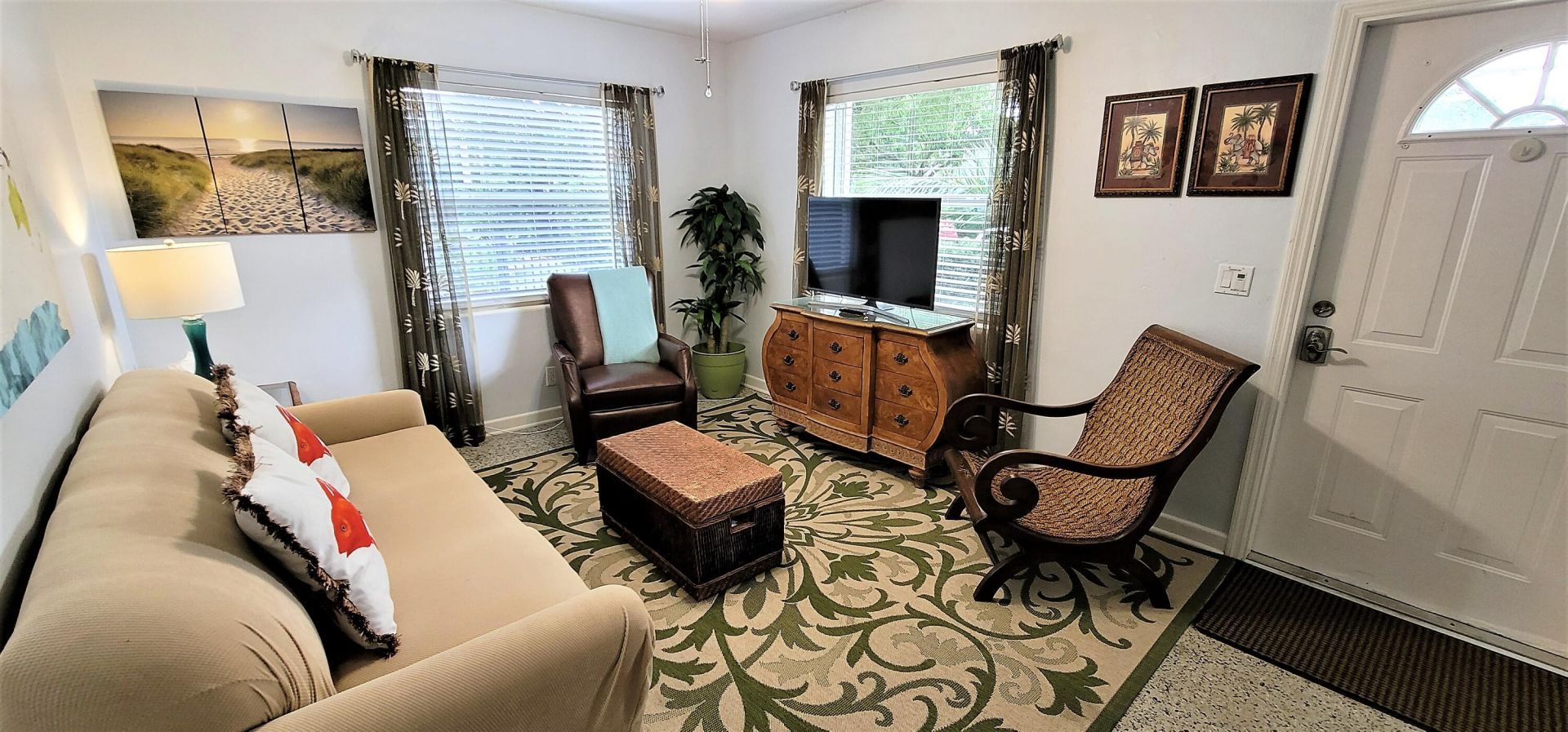 403 32nd Street, West Palm Beach, FL 33407 Photo