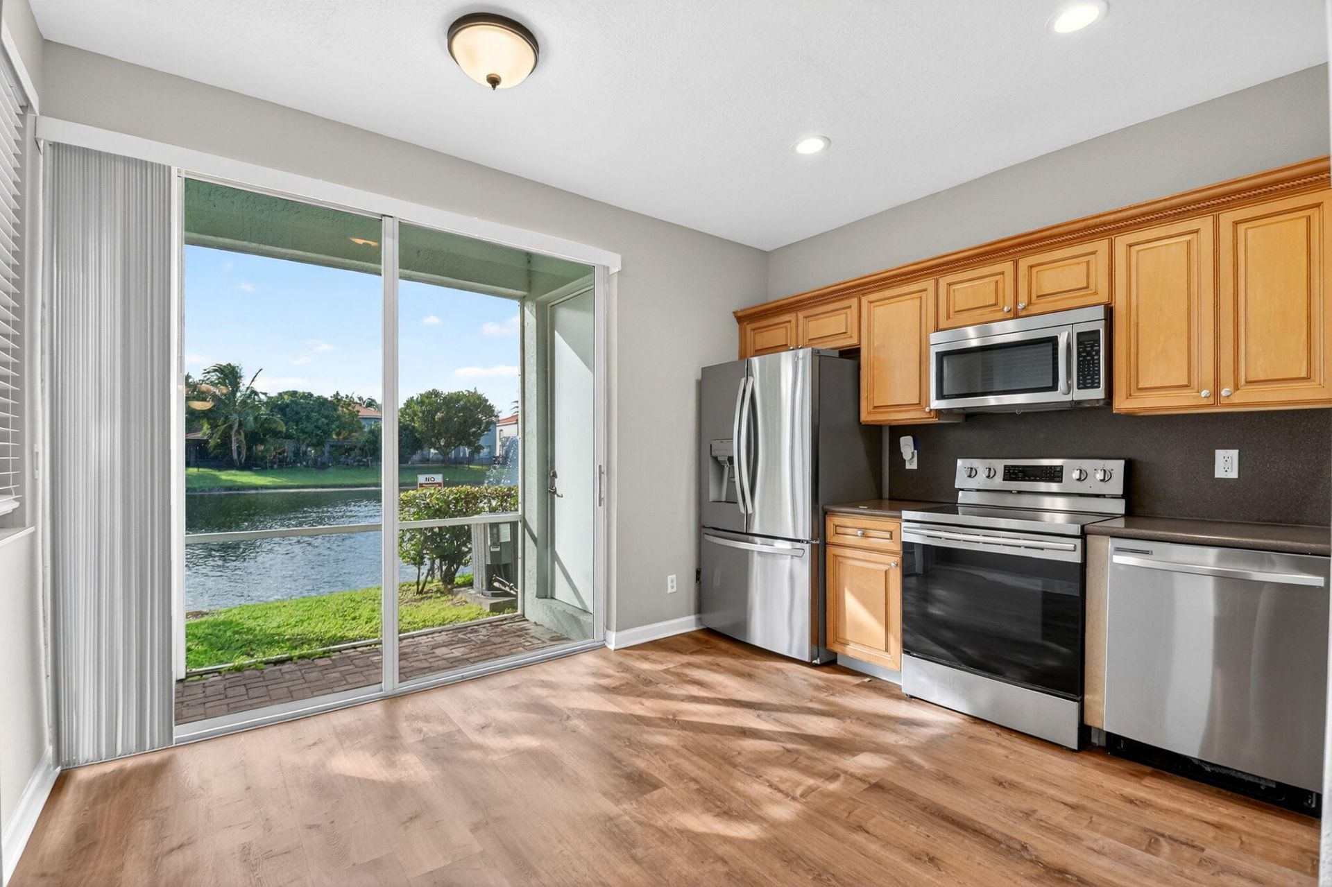 2138 Oakmont Drive, Riviera Beach, FL 33404 Photo