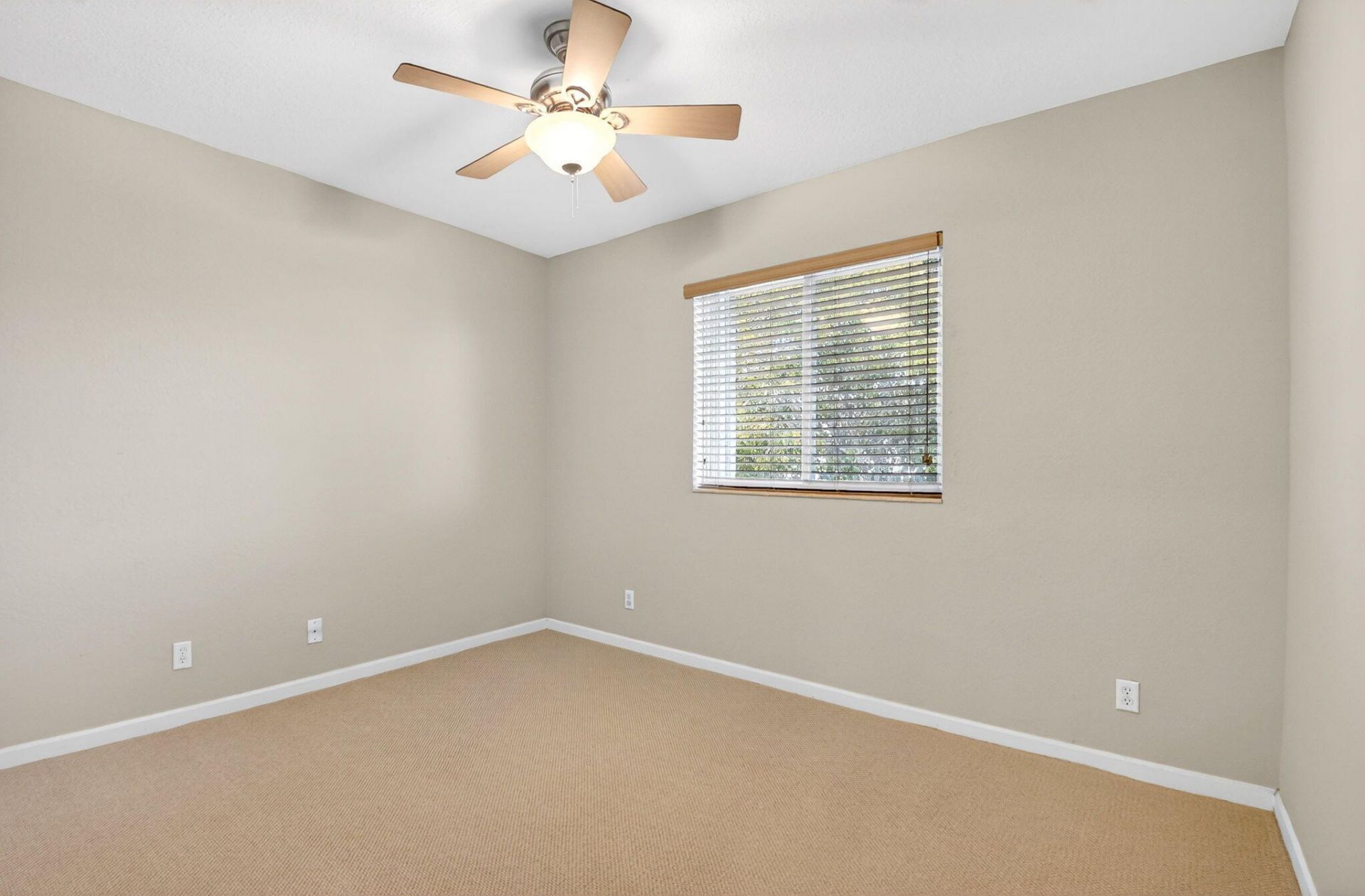 2138 Oakmont Drive, Riviera Beach, FL 33404 Photo