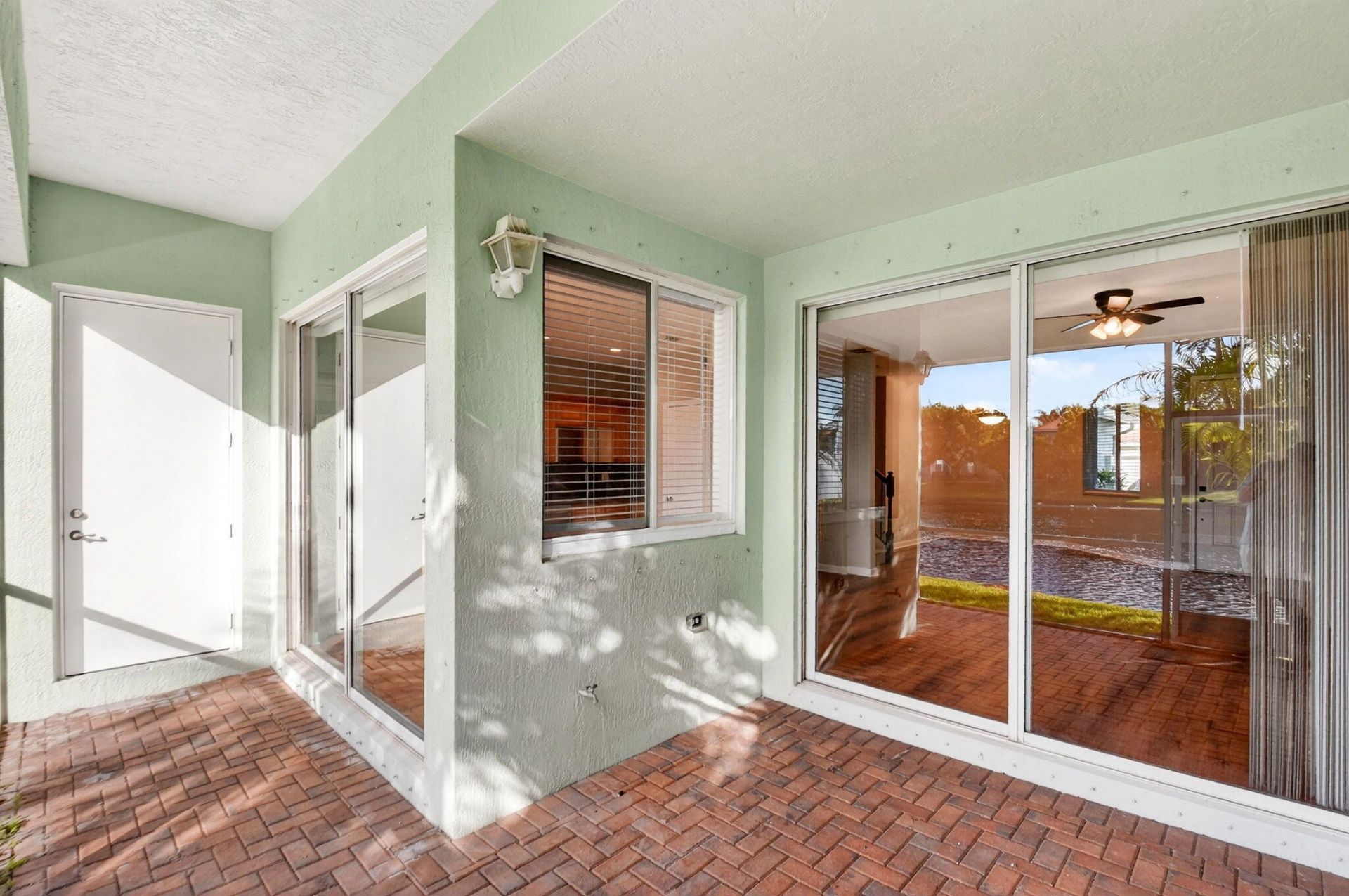 2138 Oakmont Drive, Riviera Beach, FL 33404 Photo