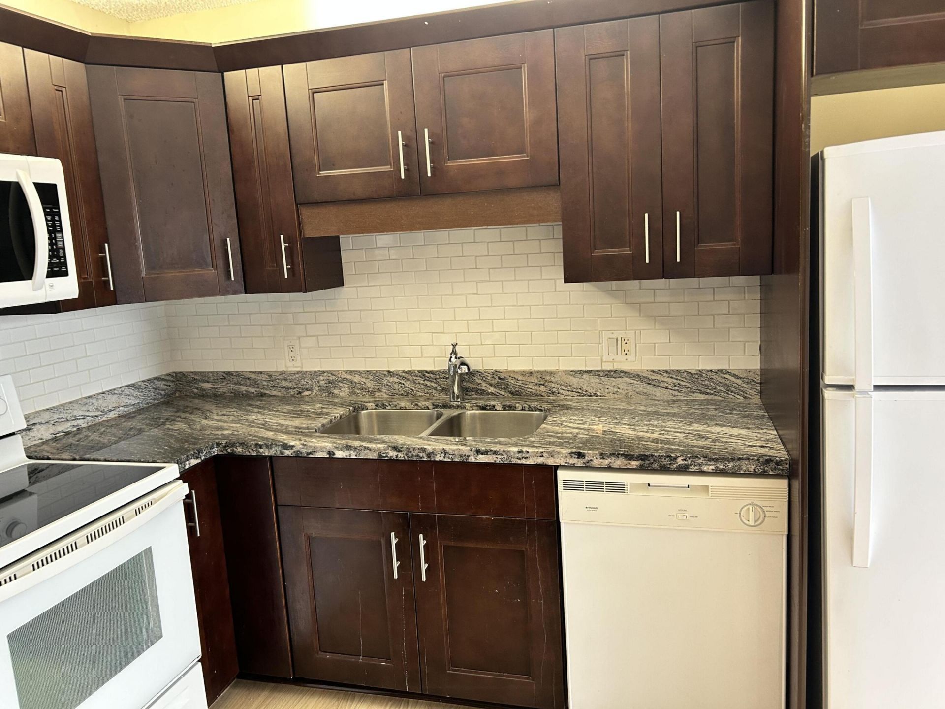 705 7th Court, Palm Beach Gardens, FL 33410 Photo